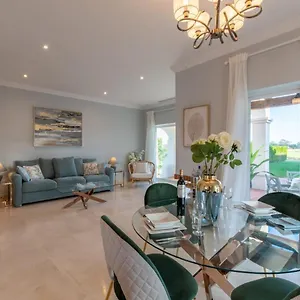  Сasa de vacaciones Arcos Gardens - The Townhouse - Luxury Accommodation